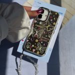 قاب نقاشی پروانه آینه ای با آویز آیفون