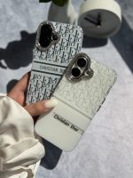 قاب White Christian Dior دور لنز نگین آیفون - Image 4